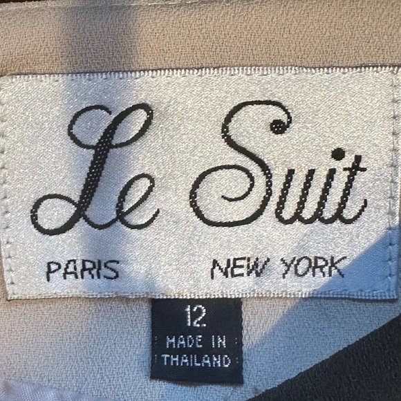 Le Suit Paris New York Beige & Black Top.Skirt Set Top Is Double Breasted Sz 12P - Picture 13 of 16